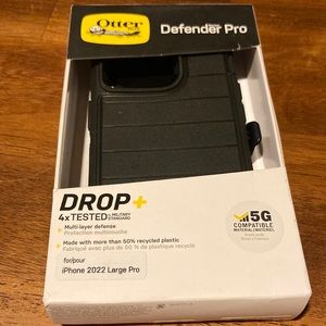 Phone 14 Pro Case
Defender Series Pro Otterbox